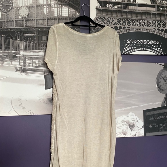 Lace Dress - Picture 2 of 6